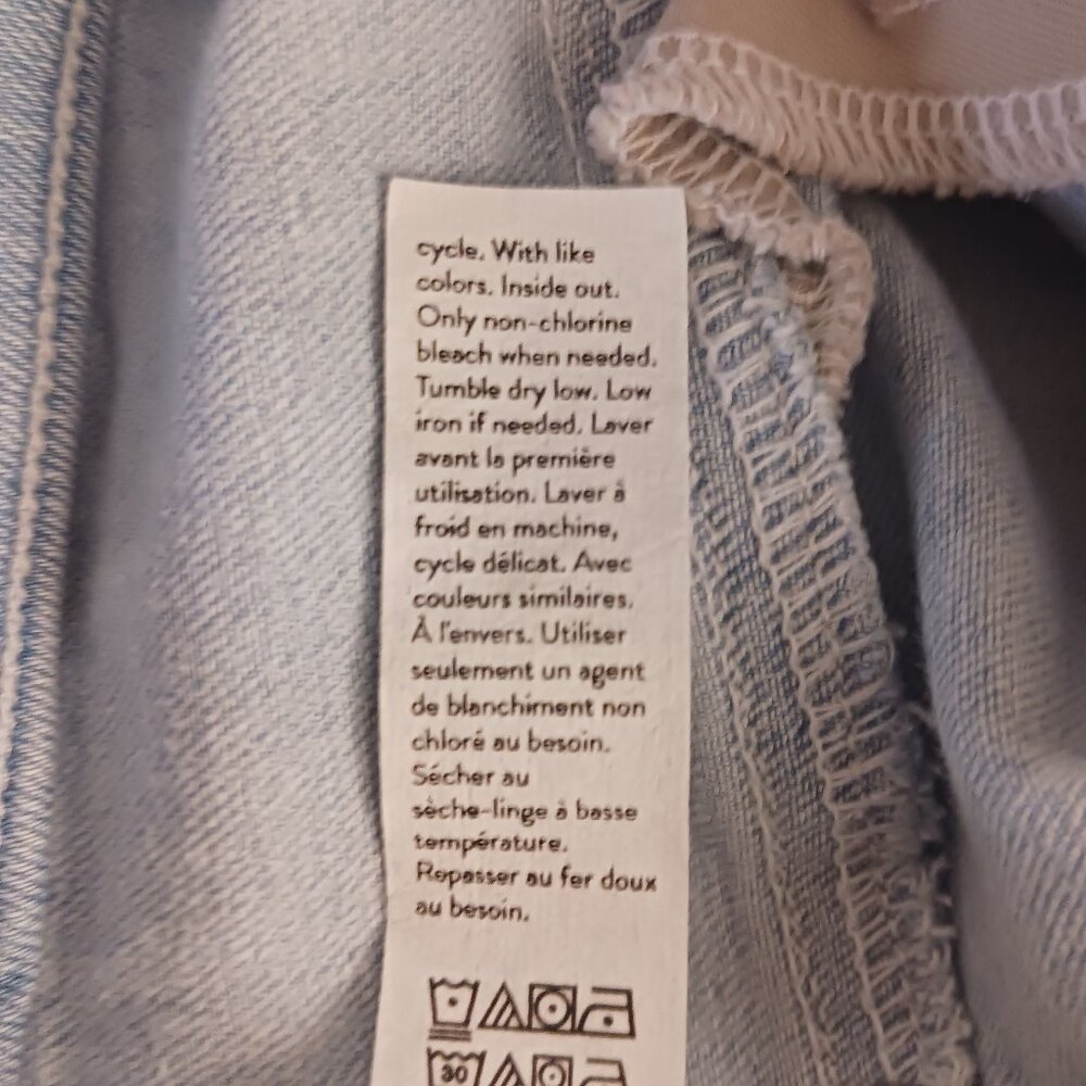 Spanx, Light Wash, High Rise, Flare Leg, Pull On, Sculpting Jean, Size Large - Picture 16 of 16